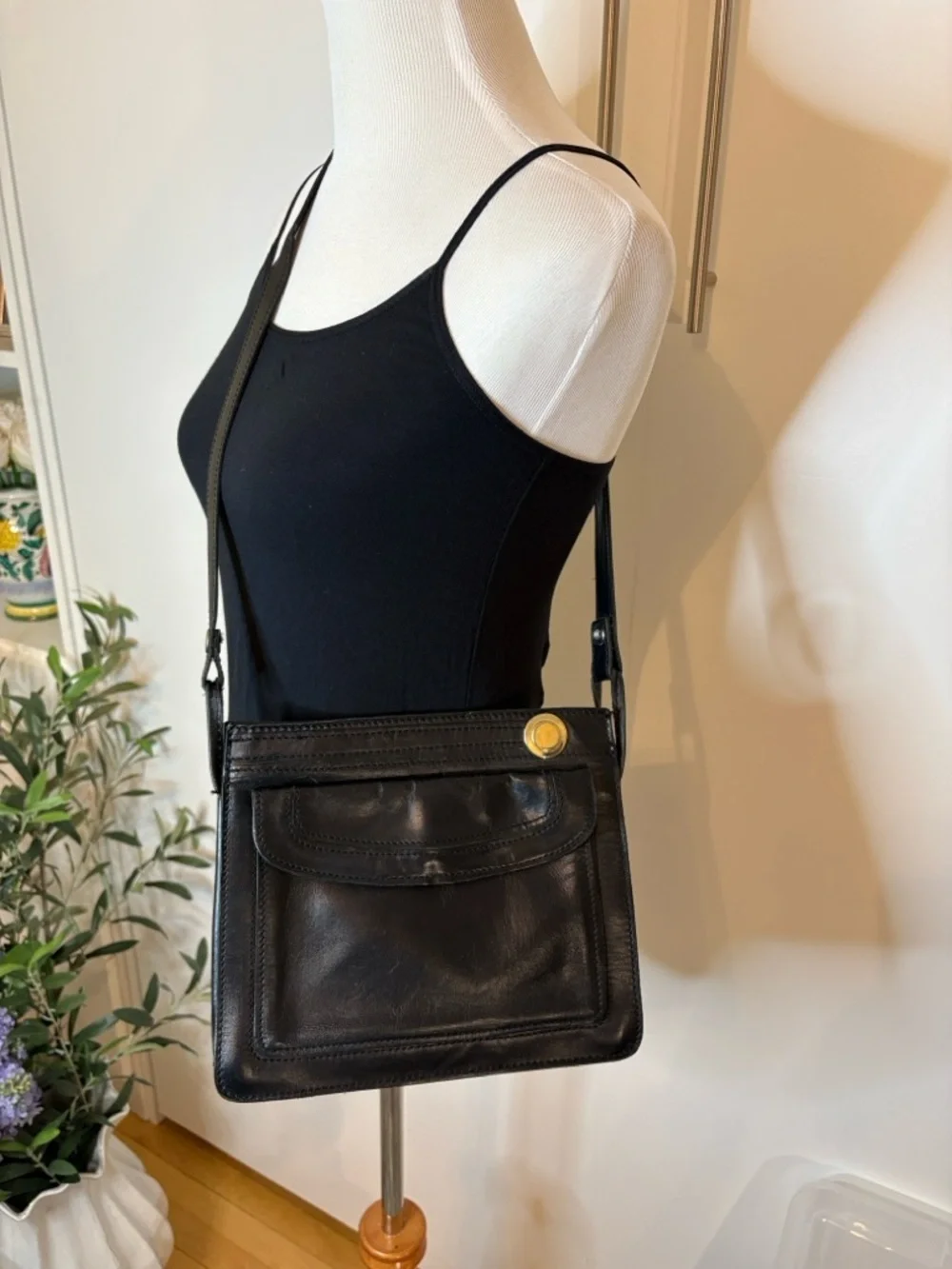 Black Leather Shoulder Bag | Vintage Korea
